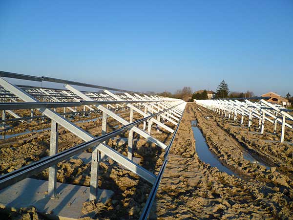 Porta-moduli-pannelli-fotovoltaici-per-coperture-piane Porta-moduli-pannelli-fotovoltaici-per-coperture-piane