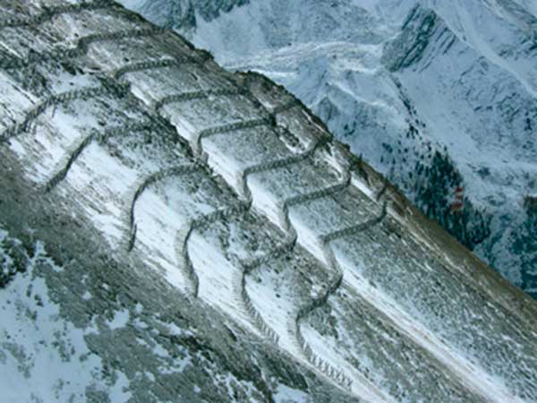 ancoraggio-rapido-su-terra-barfix-root-system ancoraggio-rapido-su-terra-barfix-root-system